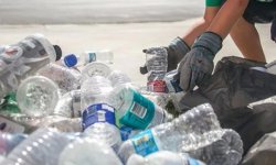 Что бросать в баки для пластика и пластиковых бутылок: как их подготовить